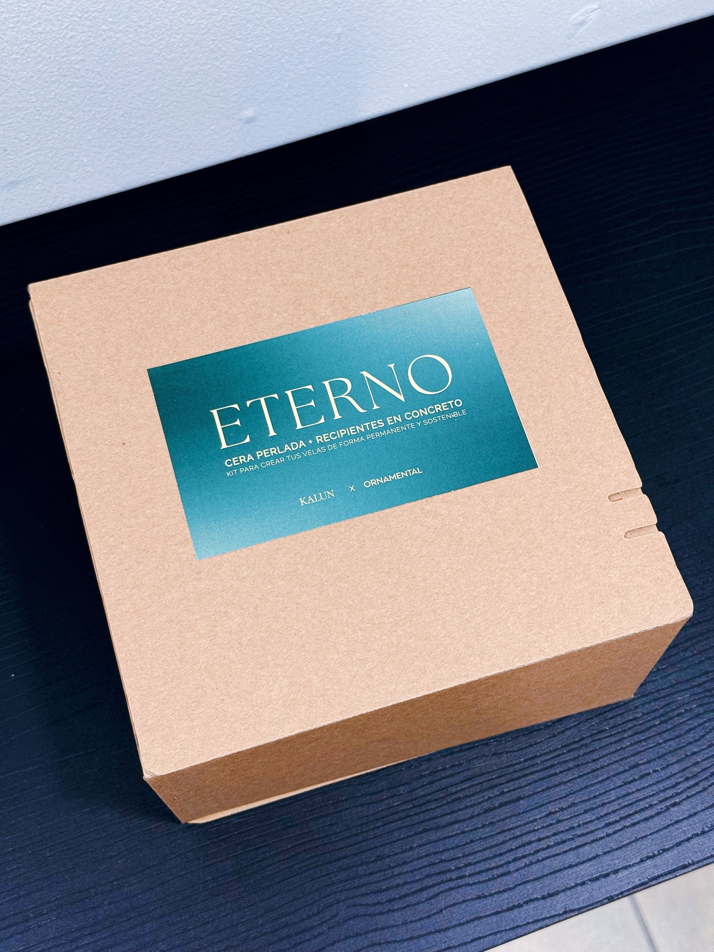 Kit ETERNO (Cera perlada + recipientes en concreto)